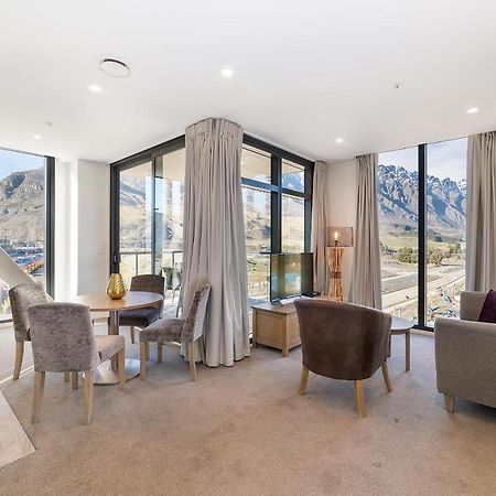 Executive 2 Bedroom Apartment Remarkables Park Queenstown Bagian luar foto