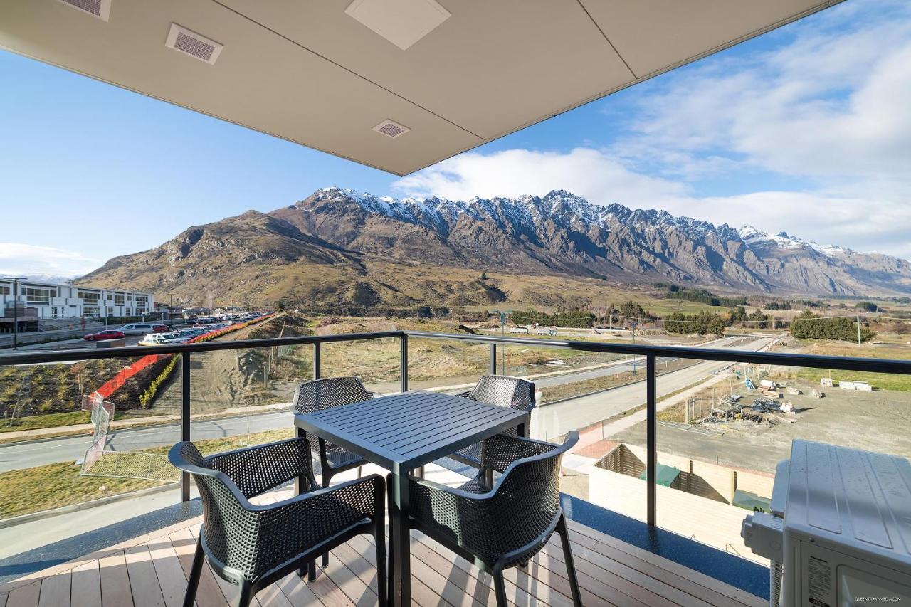 Executive 2 Bedroom Apartment Remarkables Park Queenstown Bagian luar foto