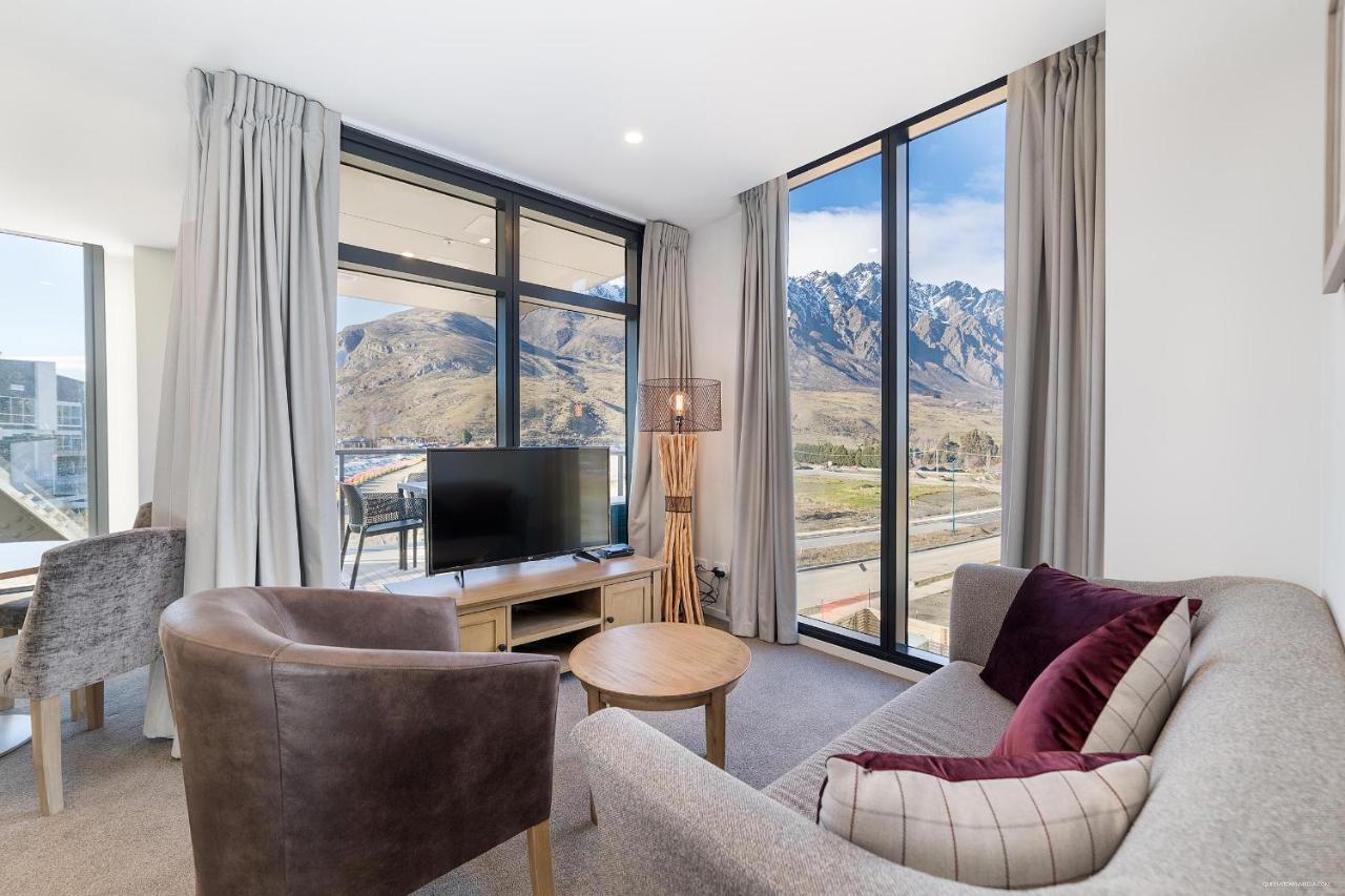 Executive 2 Bedroom Apartment Remarkables Park Queenstown Bagian luar foto